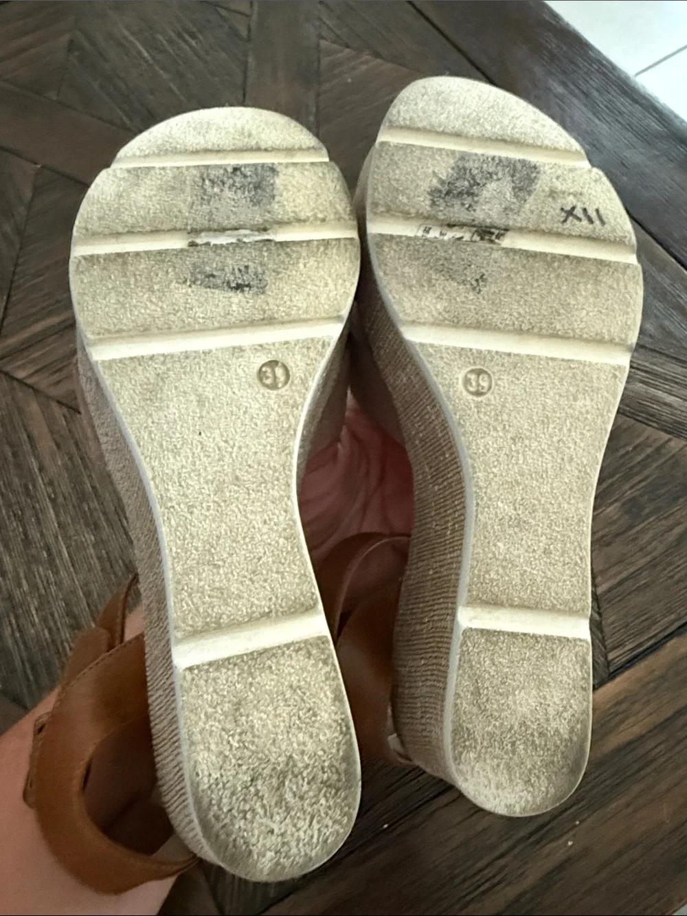 Bruno Ferrini Suede Wedge Sandals Two-Tone Tan Taupe Leather Size 39 / US 9